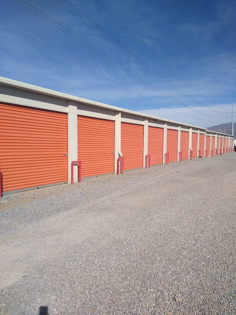 Single-story storage construction at Freeway Storage Bountiful